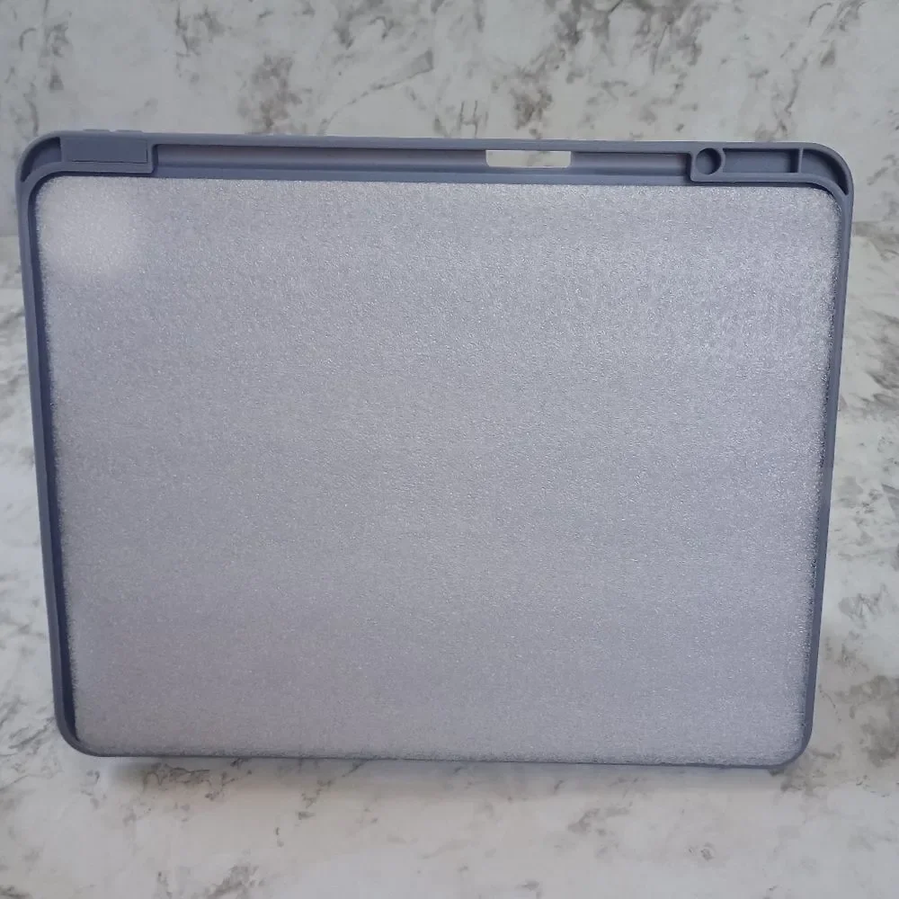 NIB Vaks iPad Pro 13 inch Case Blue Gray